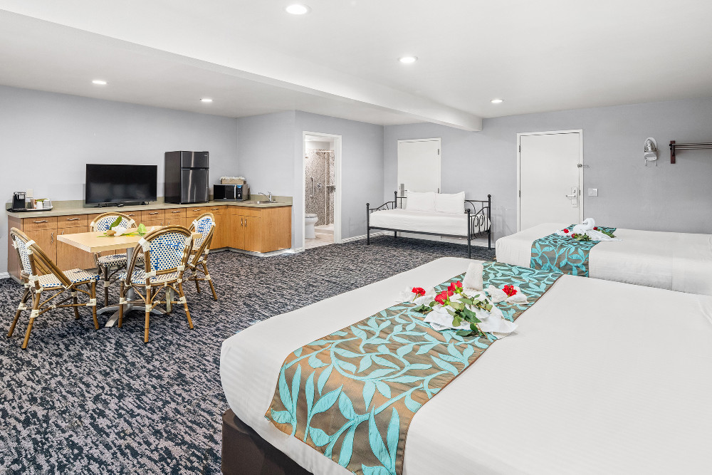 Superior King Suite