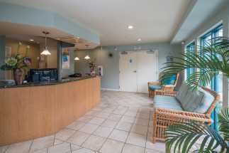 Morro Shores Inn & Suites - Our 24 hour front desk is here to make your stay memorable