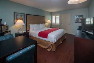 Morro Shores Inn Guest Rooms - King Bedroom
