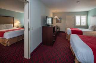 Morro Shores Inn Guest Rooms - Suite at Morro Shores Inn