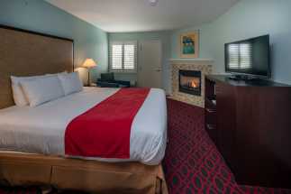 Morro Shores Inn Guest Rooms - King with Fireplace